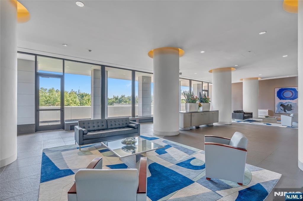 1530 Palisade Avenue #10F — photo 45