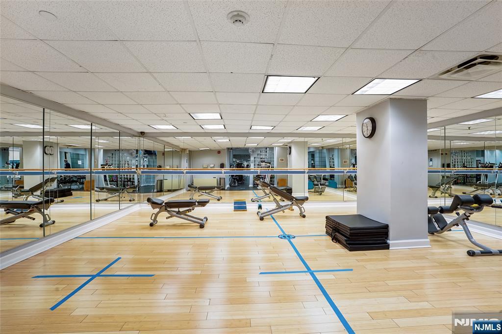 1530 Palisade Avenue #10F — photo 48