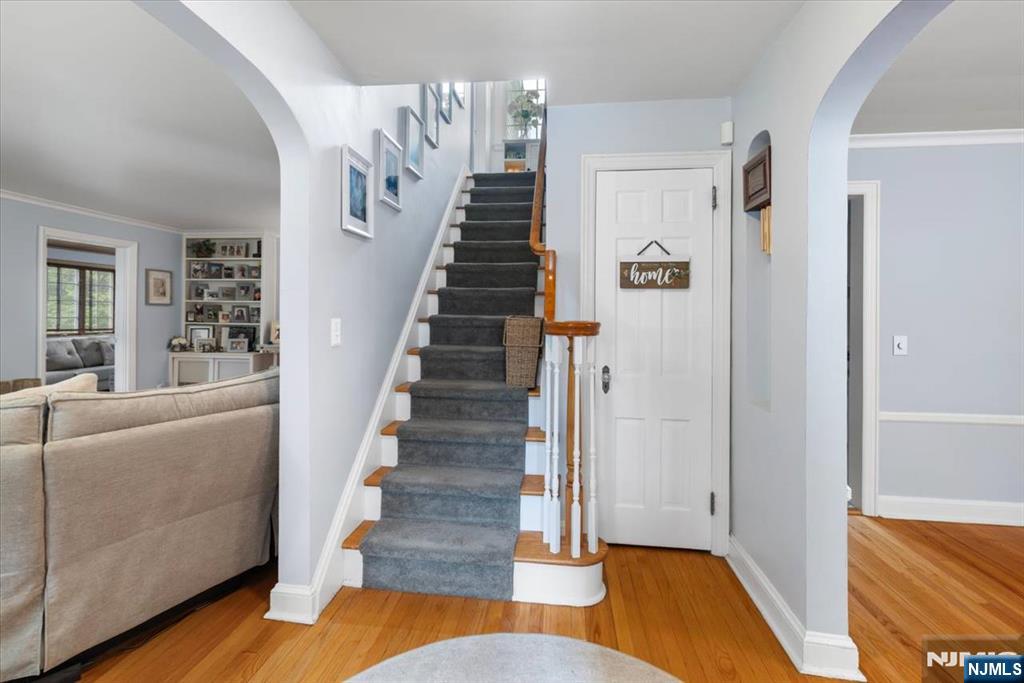 84 Raymond Avenue - Photo 4