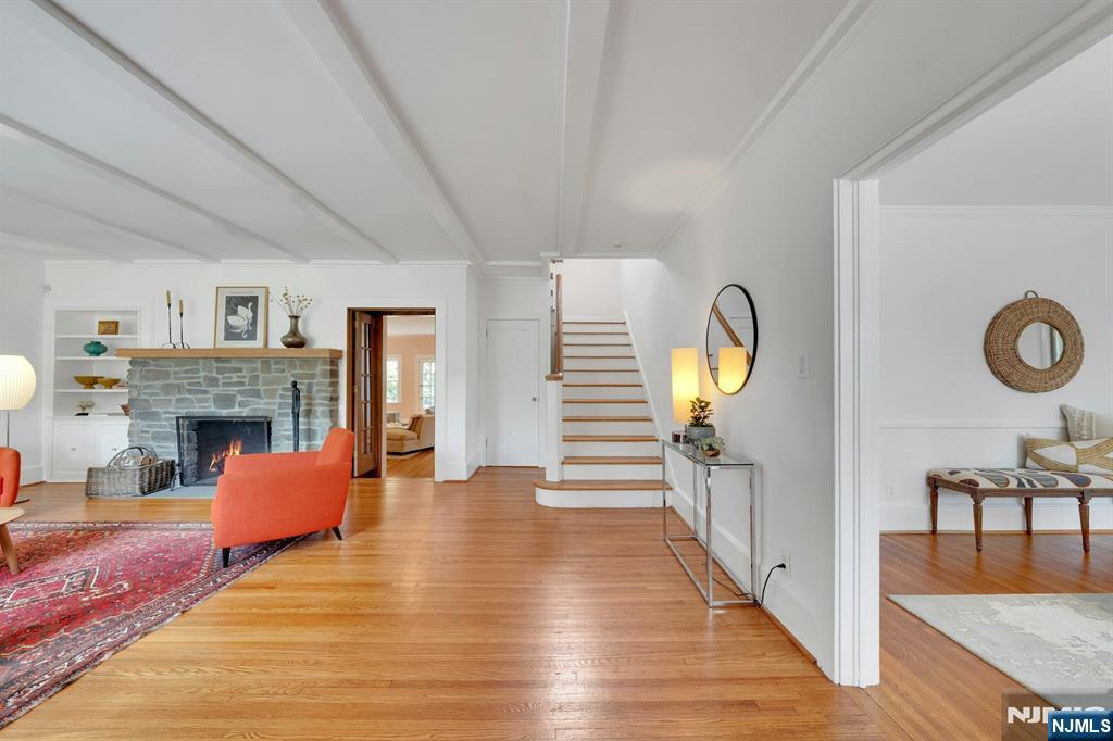 9 Parkway — photo 13
