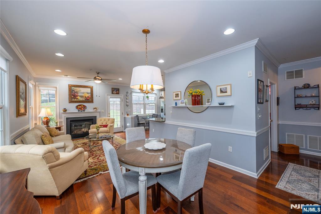 1 Ashley Court 701 - Photo 5