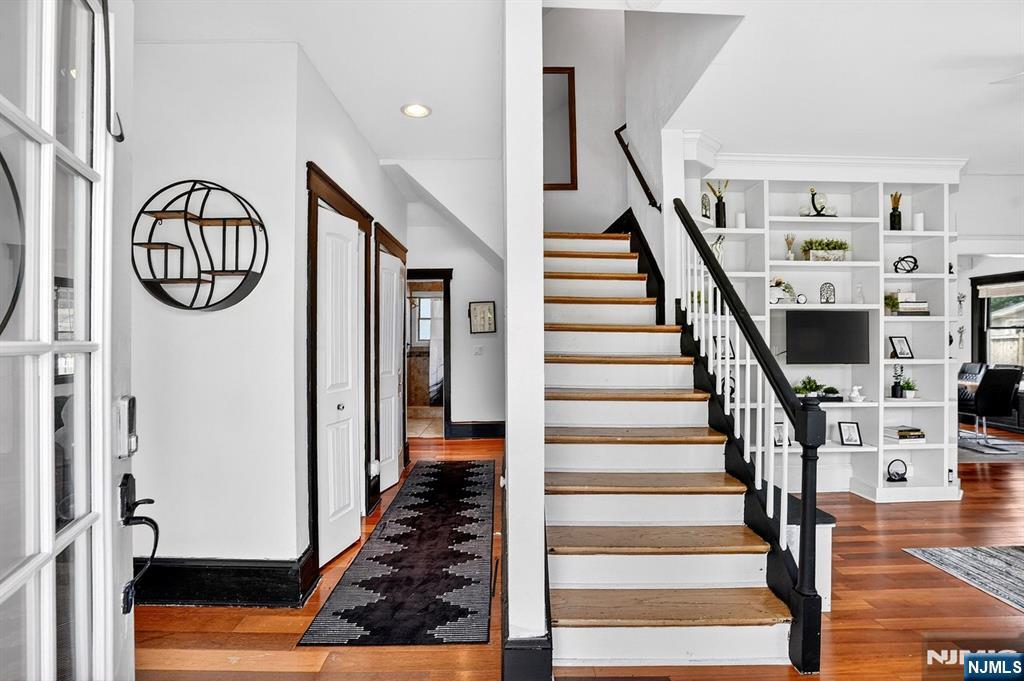 123 Passaic Avenue - Photo 2