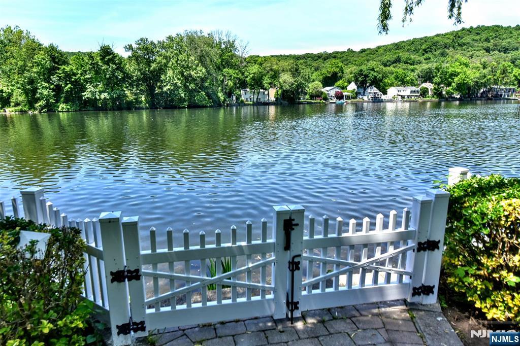 45 Lake Shore - Photo 1
