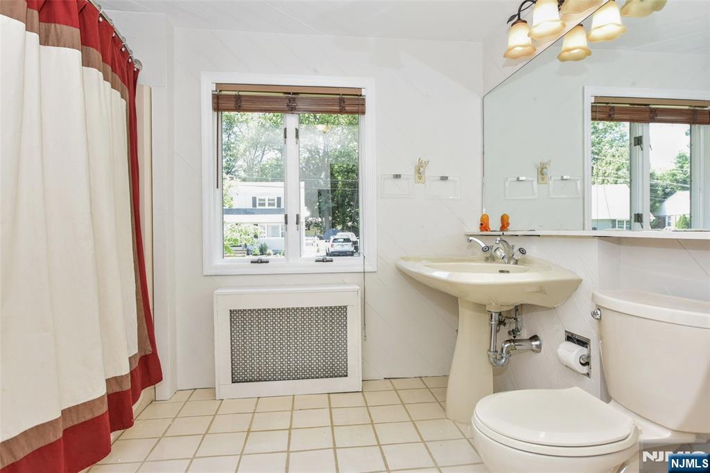 45 Lake Shore — photo 33