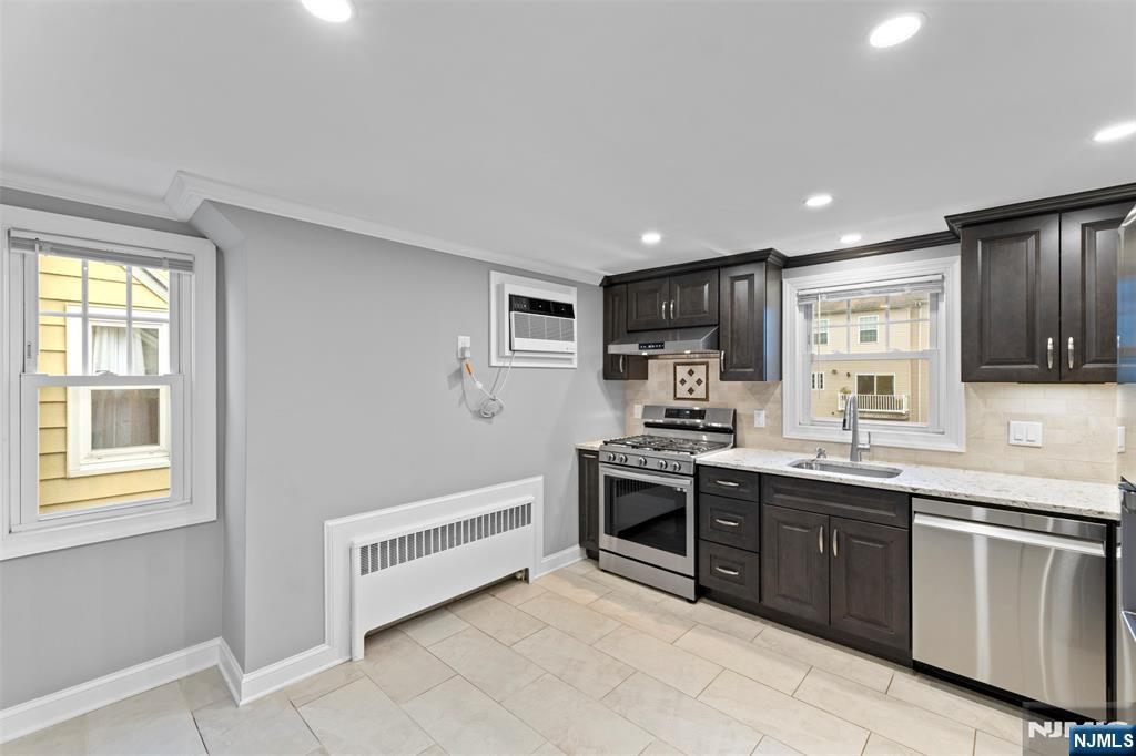 86 Forest Street 2 - Photo 2