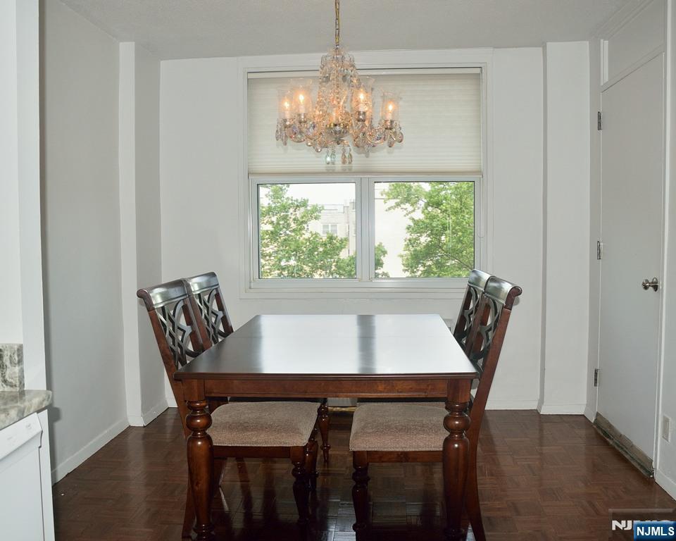 2200 N Central Rd #5-W, Fort Lee, NJ 07024