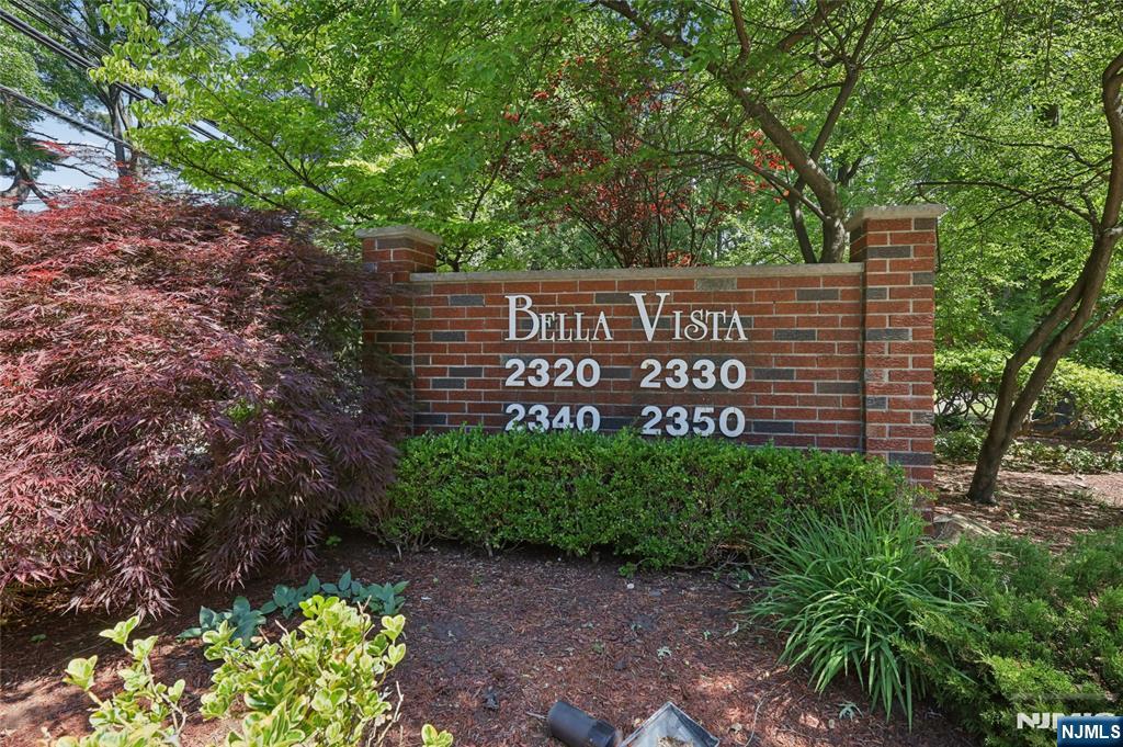 2320 Linwood Avenue 1F - Photo 1