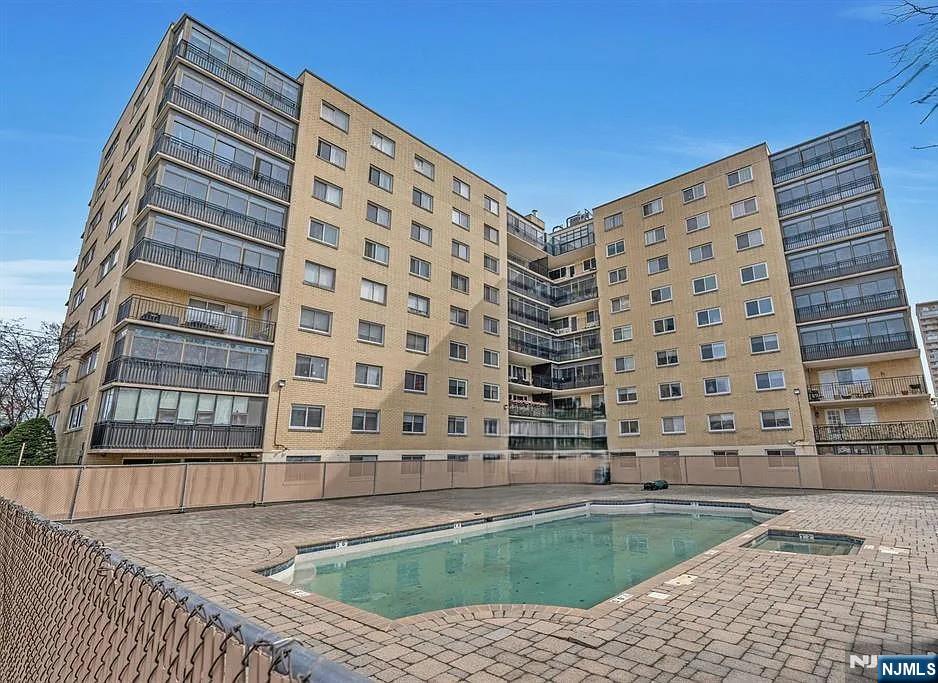 2185 Lemoine #3D, Fort Lee, NJ 07024