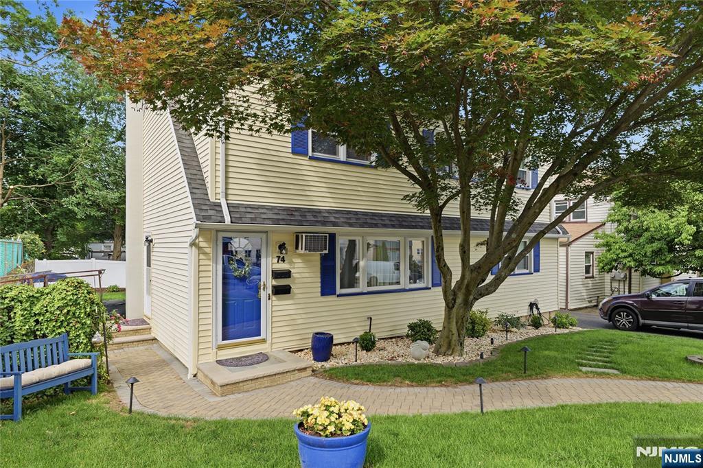 74 Barbara Street 2 - Photo 2