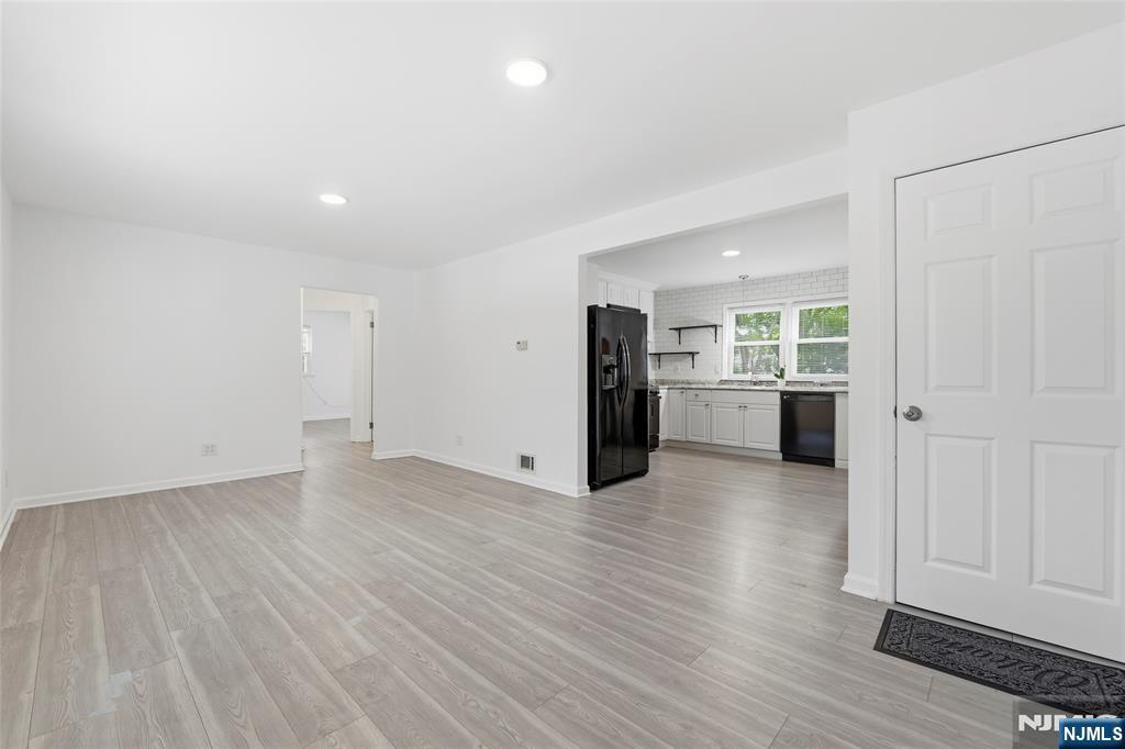 74 Barbara Street 2 - Photo 4