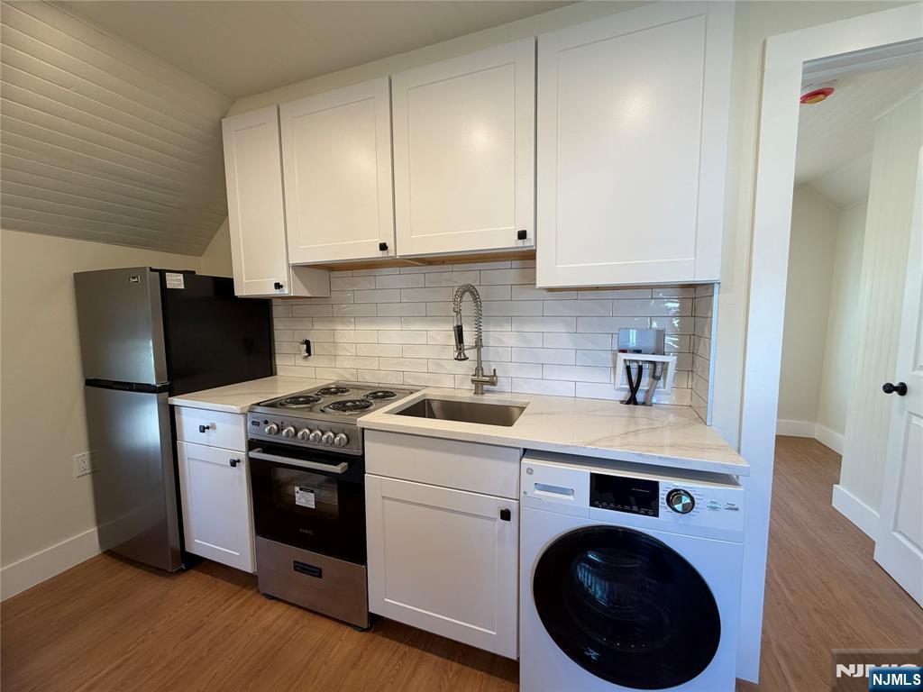 183 Franklin Street C - Photo 2
