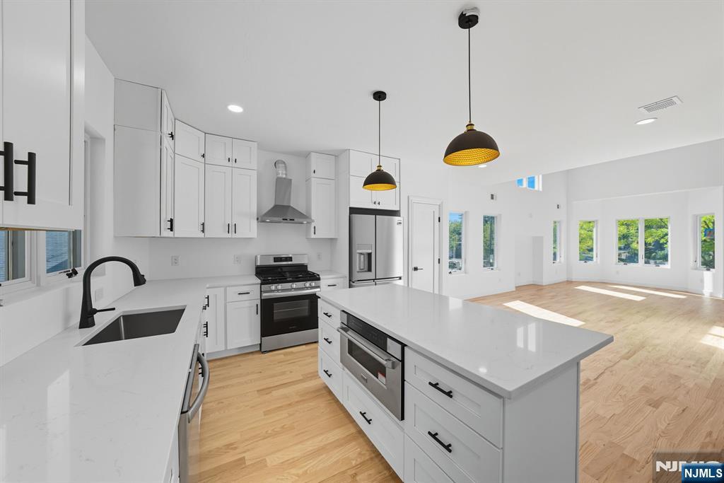 42 Howland Avenue - Photo 5