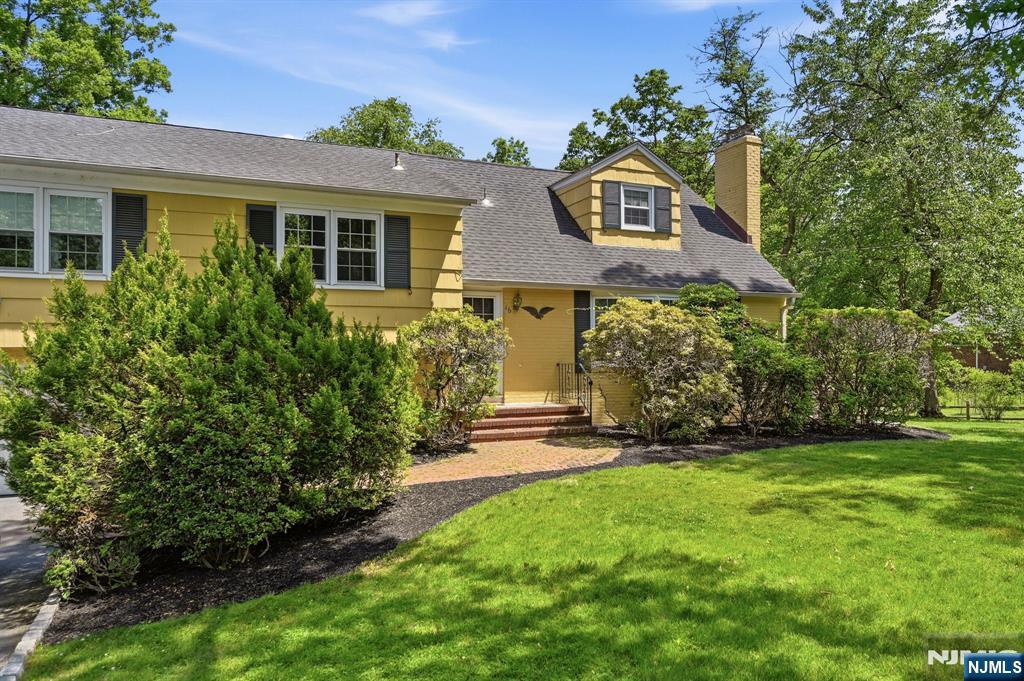16 Pinecrest Drive - Photo 3