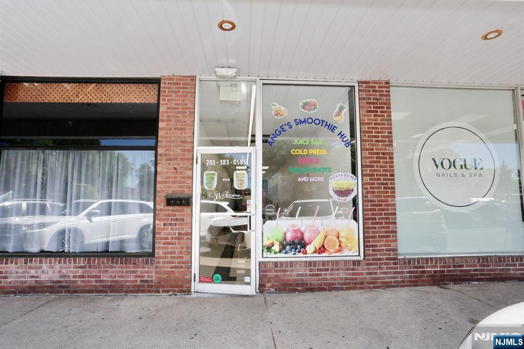 642 Westwood Avenue - Photo 2