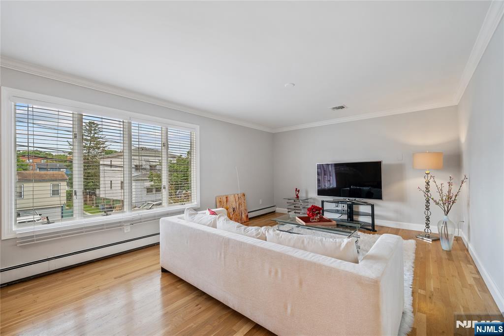 45 Grunwald Street - Photo 3