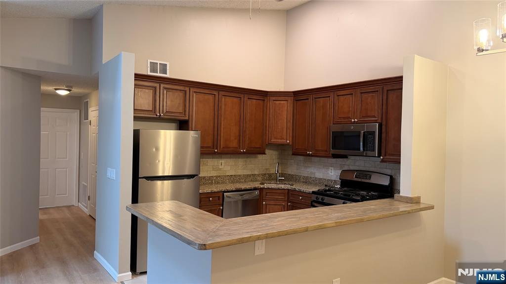 602 Lilac Lane - Photo 4