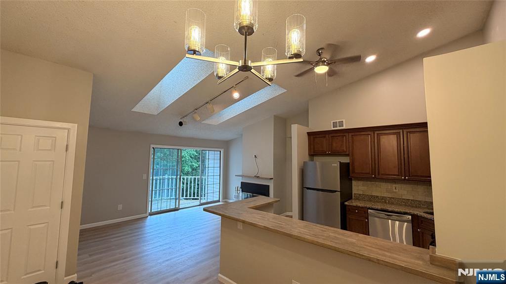 602 Lilac Lane - Photo 5