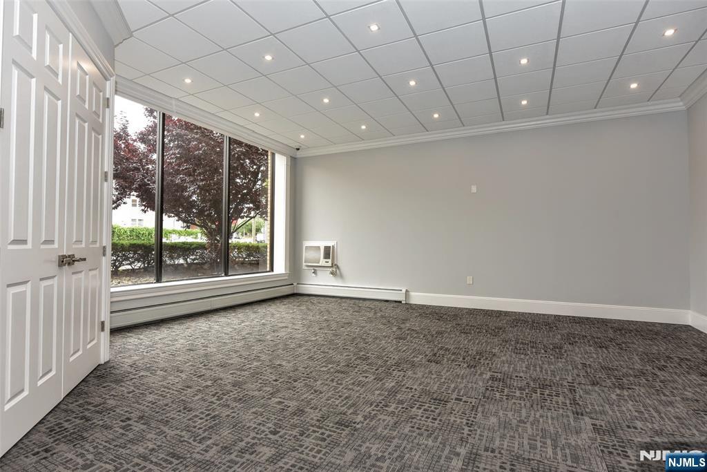 44 Main St #6F, Lodi, NJ 07644