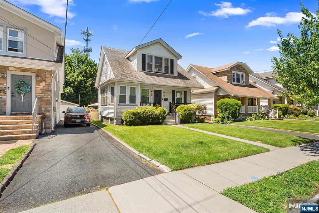 121 Smallwood Avenue - Photo 3