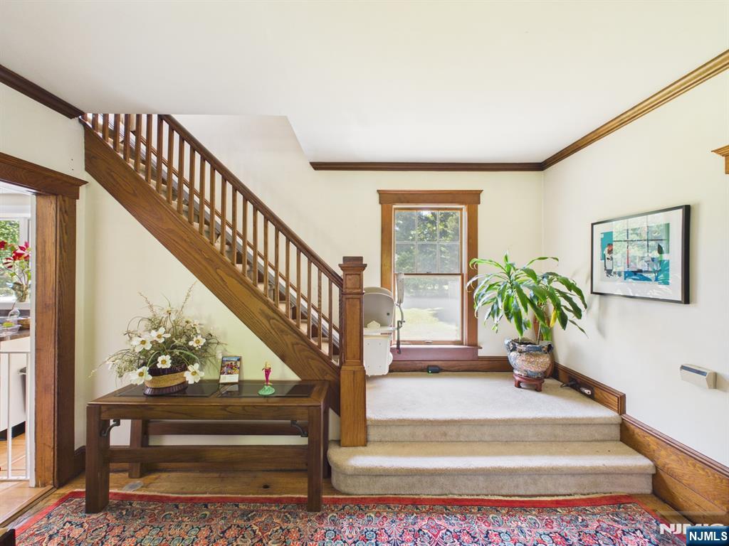 440 Grove Street - Photo 3