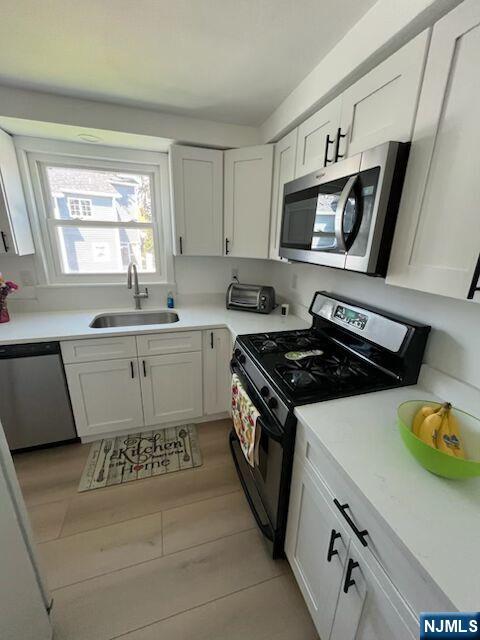 16 Demarest Court 2nd Floor - Photo 2