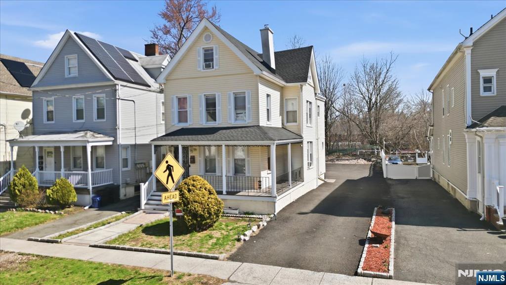 56 Ashland Avenue - Photo 2