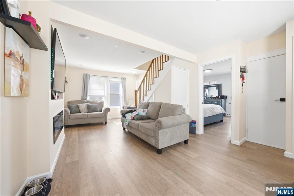 56 Ashland Avenue - Photo 3