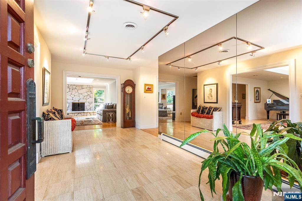 83 Brookside Terrace - Photo 5
