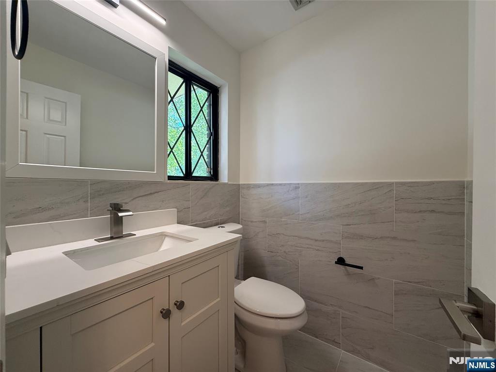 26 Linwood Avenue - Photo 3