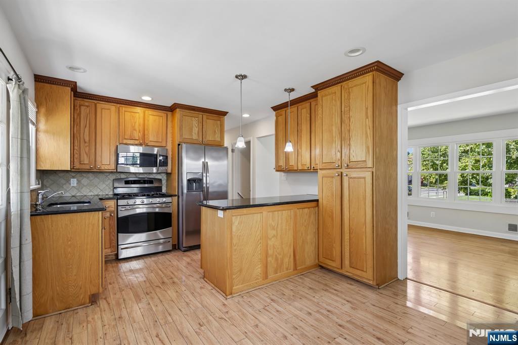 251 Main Street - Photo 5