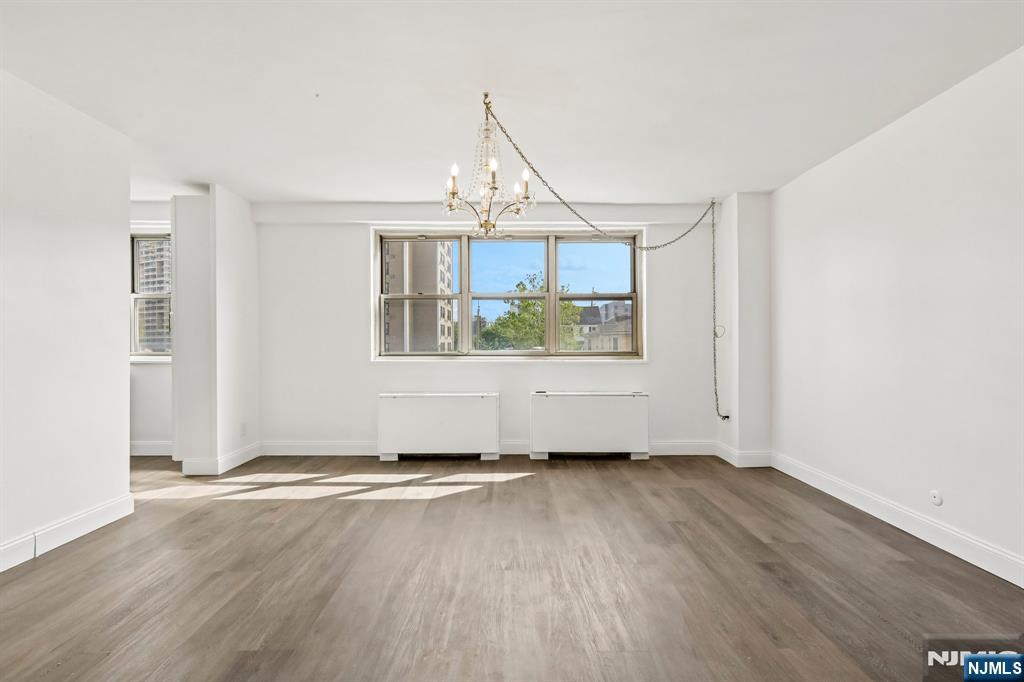 7100 JFK Blvd E 2L - Photo 5