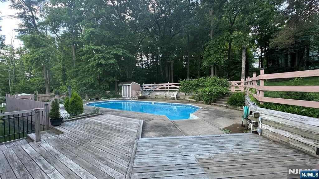 19 McKinley Drive - Photo 2