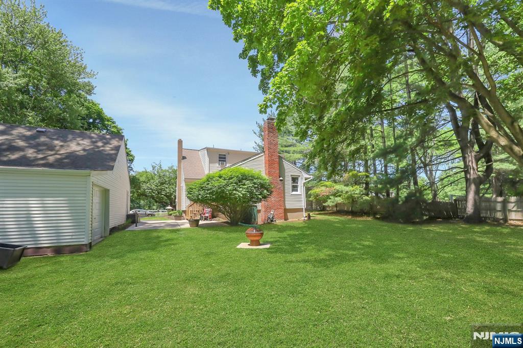 123 Chapel Rd, Mahwah, NJ 07430