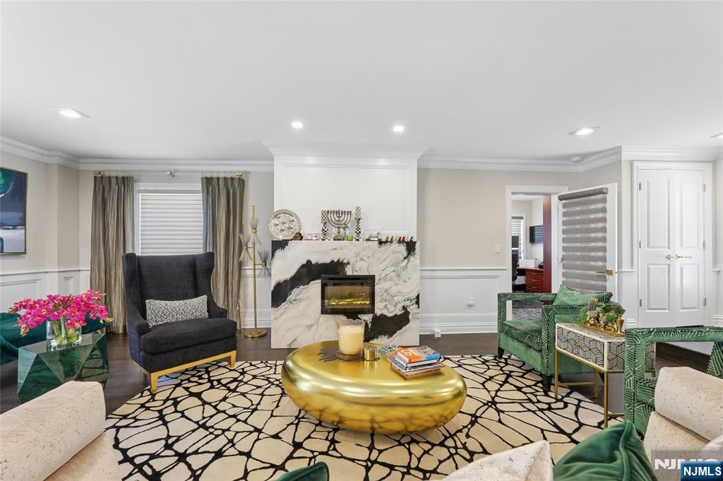 1474 Windsor Road - Photo 5