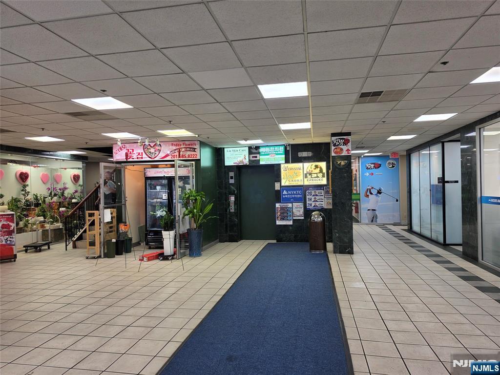 225 Broad Avenue - Photo 3