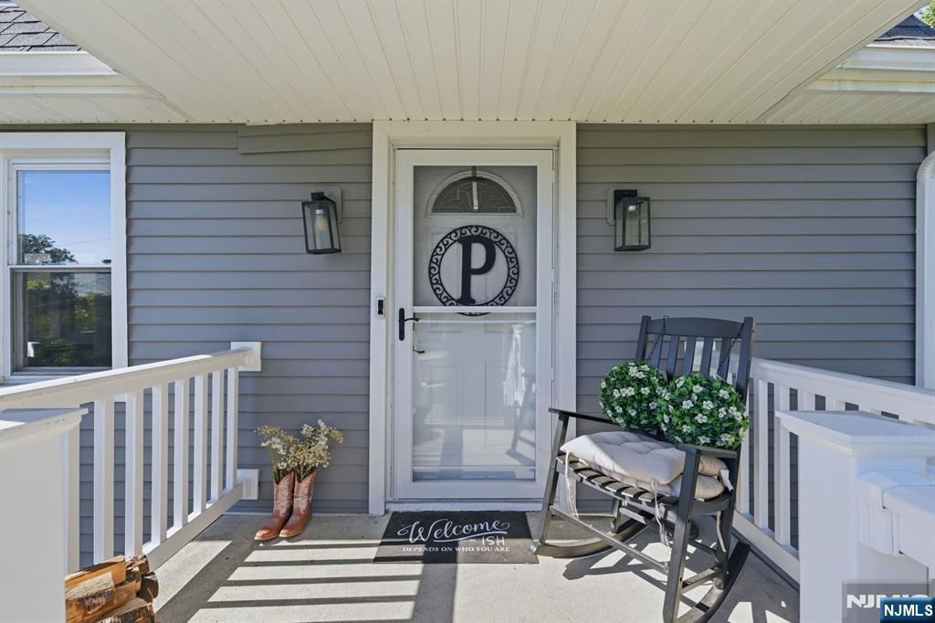47 Gionti Place - Photo 4