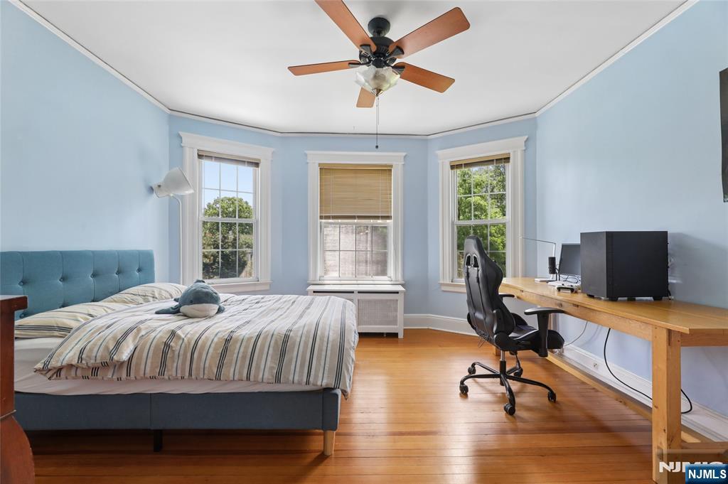 260 Knickerbocker Road — photo 17