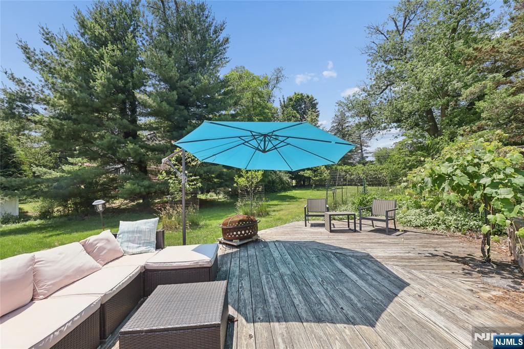 260 Knickerbocker Road — photo 24