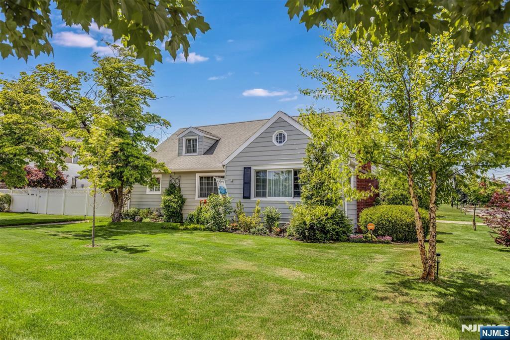 98 Totowa Road - Photo 1