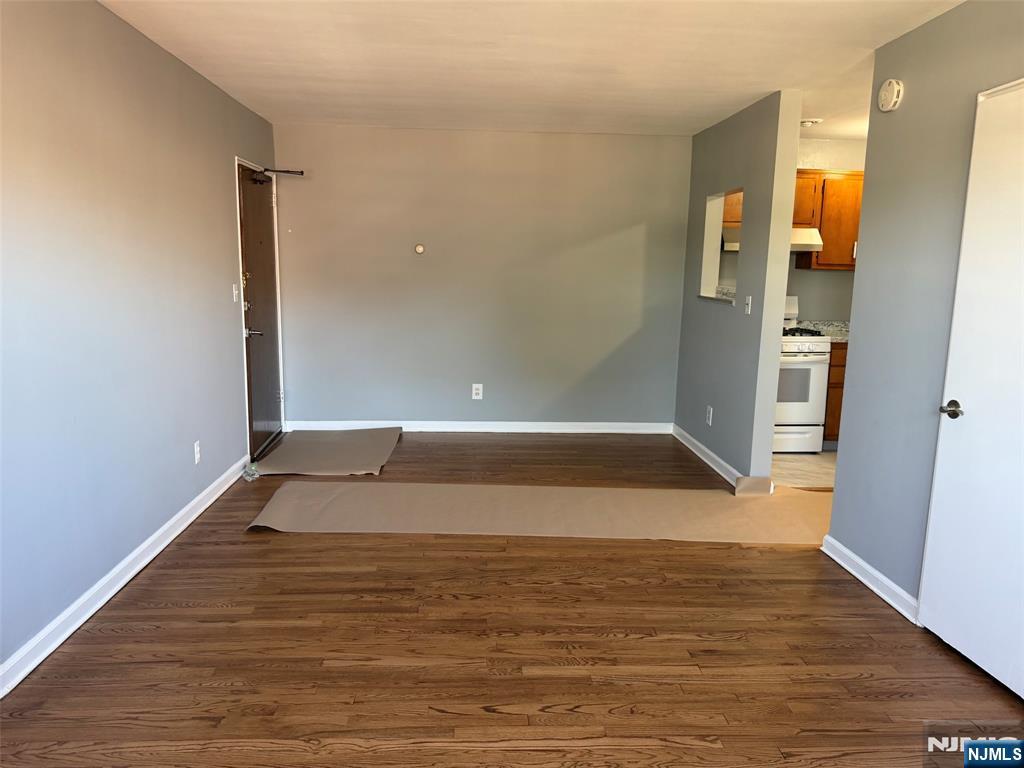 51 Essex B - Photo 3