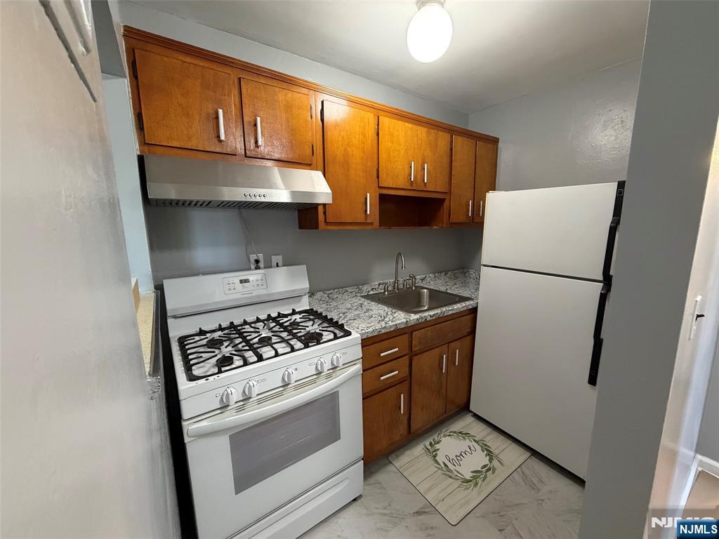 51 Essex B - Photo 5