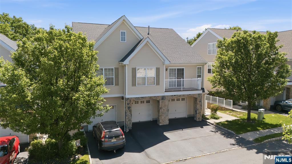 28 Mountainside Drive - Photo 1