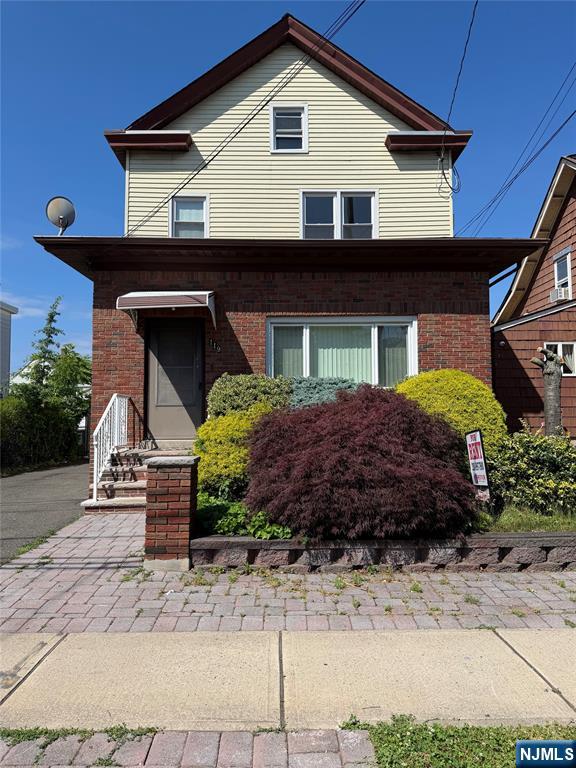 119 Marsellus Place 2 - Photo 2