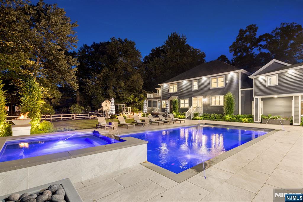 49 North Avenue - Photo 2