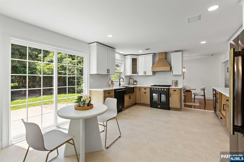 23 John Street - Photo 4