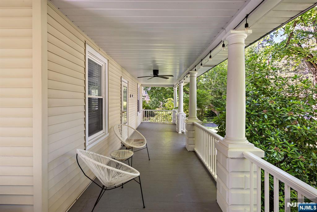 42 Forest Road - Photo 3