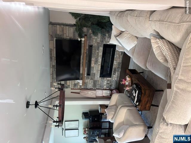 27 Lake Street - Photo 14