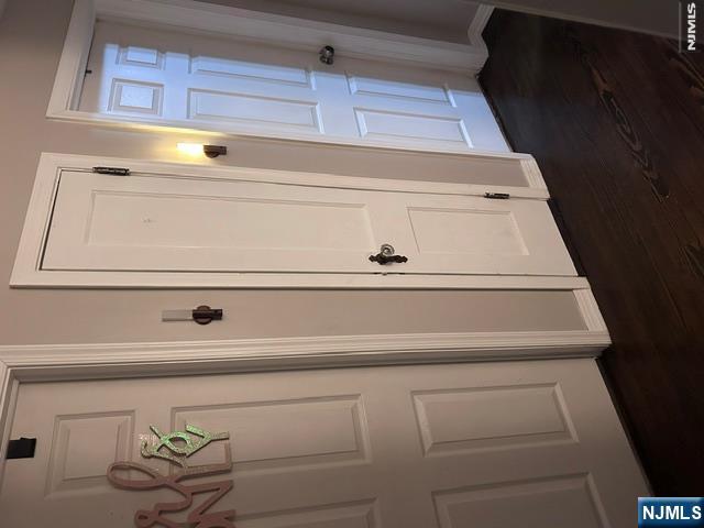 27 Lake Street - Photo 4