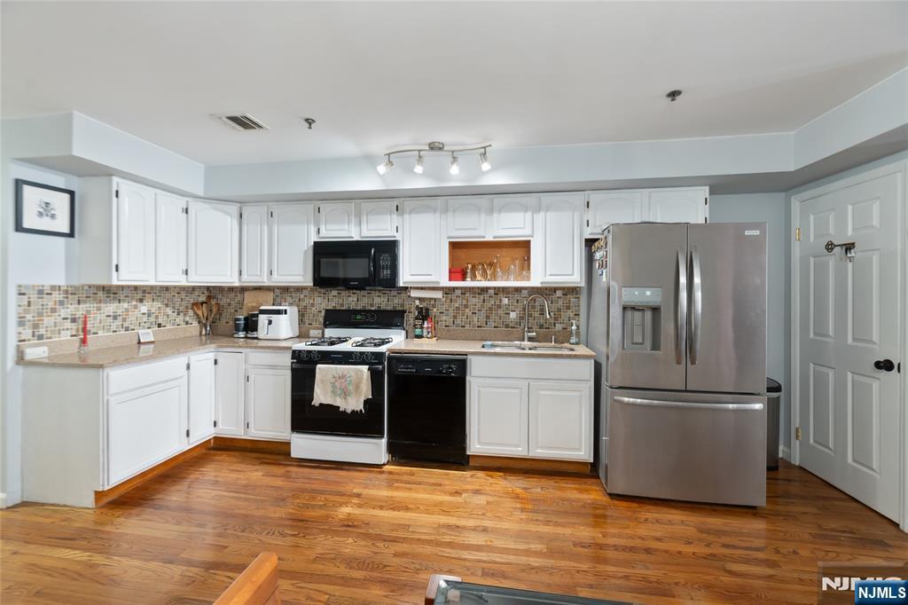 2705 Central Avenue — photo 13
