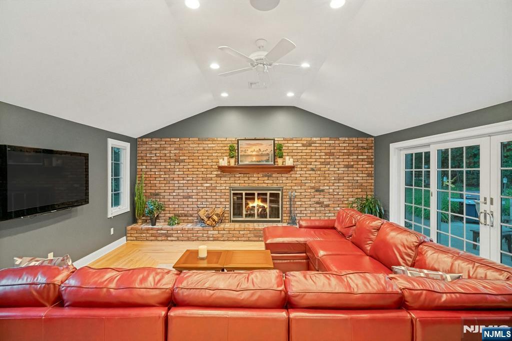195 Overlook Place — photo 11